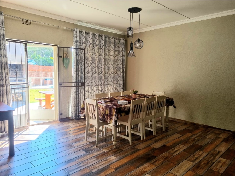 4 Bedroom Property for Sale in Hillcrest Northern Cape